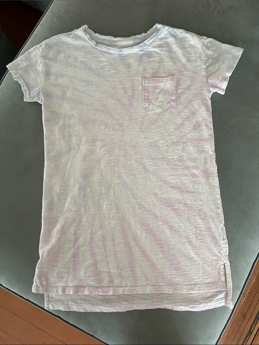GAP Girls White and Light Pink  Tie-Dye Short Sleeve Pocket Tee Dress size M